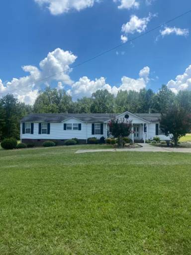 Main picture of 44192 Danville Rd