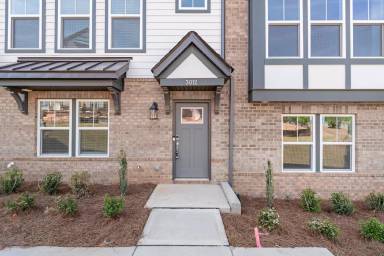 Main picture of 3012 Rexton Ln