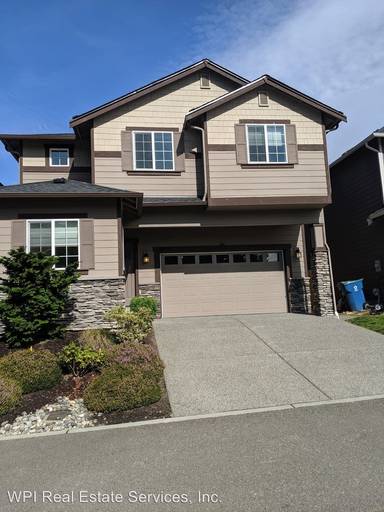 Main picture of 4909 155th Pl SW