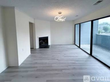 Main picture of 5794 Village Green Dr