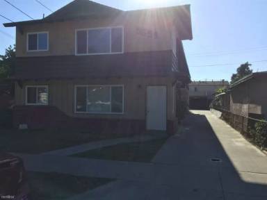 Main picture of 8659 Chestnut Ave
