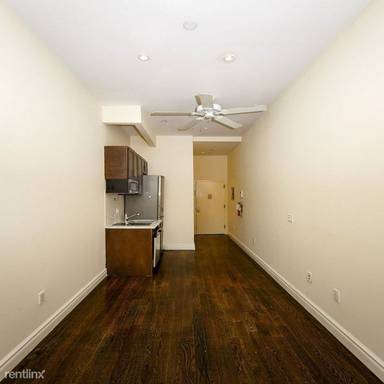 Main picture of 316 W 14th St