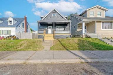 Main picture of 1362 Orchard Ave