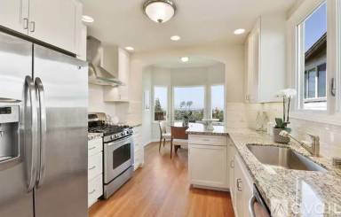 Main picture of 1816 Leimert Blvd