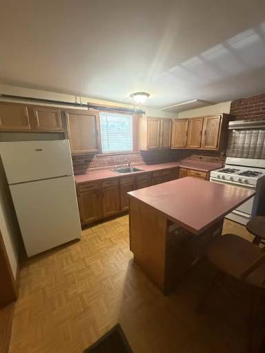 Main picture of 29 Tarkiln Hill Rd