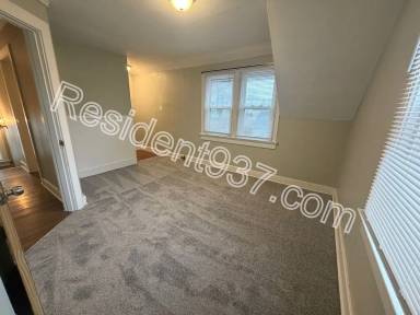 Main picture of 1520 S Smithville Rd