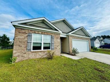 Main picture of 623 Hogan Dr