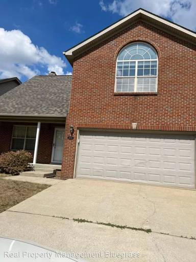 Main picture of 3045 Roundway Down Ln