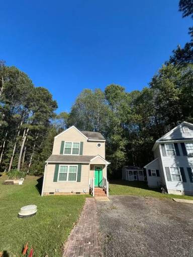 Main picture of 7612 Woodridge Ct