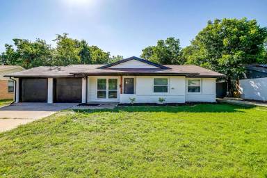 Main picture of 1909 Balla Way