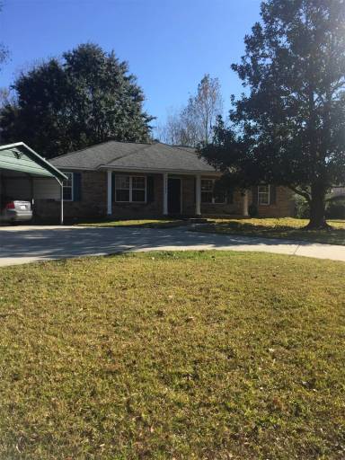 Main picture of 15307 Baywood Cir