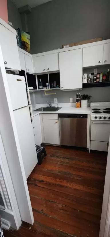 Main picture of 549 King St