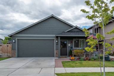 Main picture of 3010 NW Boxelder Ave