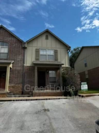 Main picture of 2210 Karrington Rdg