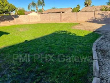 Main picture of 2560 E Toledo Ct