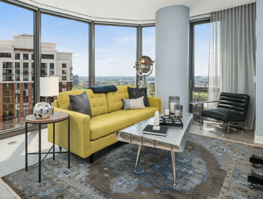 Main picture of 1001 South State