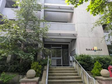 Main picture of 10015 NE 4th St