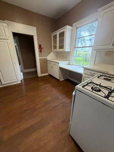 Main picture of 1604 Dudley Ave