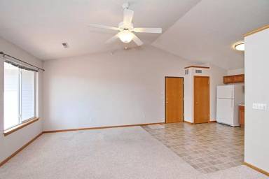 Main picture of 876 Boston Way
