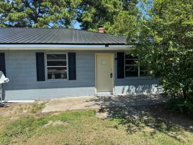 Main picture of 521 Magnolia Dr