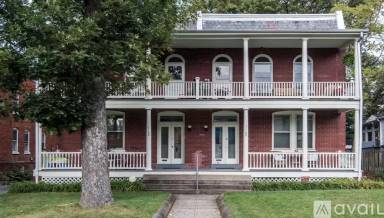 Main picture of 7106 Maple Ave