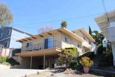 Main picture of 527 Vaqueros Ave
