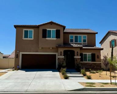 Main picture of 44305 Marbella St