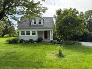 Main picture of 4952 Madison Pike