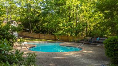 Main picture of Woodshire Duplexes & Townhomes