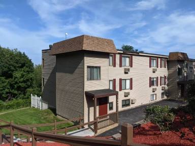 Main picture of 160 Winter St