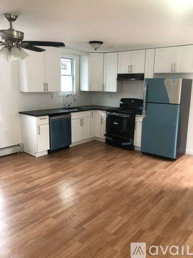 Main picture of 16427 108th Ave