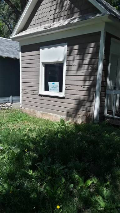 Main picture of 944 Kiesel Ave