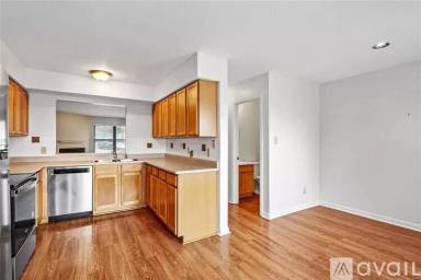 Main picture of 707 Forest Trace Dr