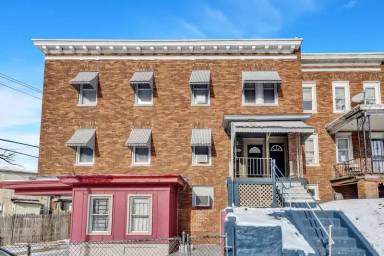 Main picture of 3160 Lyndale Ave