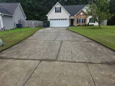 Main picture of 2013 Wt Whitehead Dr