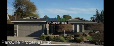 Main picture of 867 Elm Dr