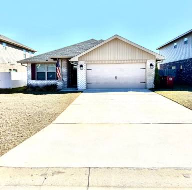 Main picture of 211 Baycliff Dr