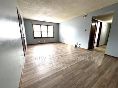 Main picture of 1039 5th St