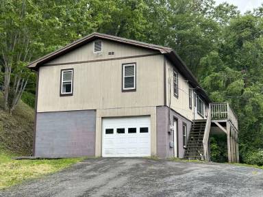 Main picture of 173 Old Turnpike Rd