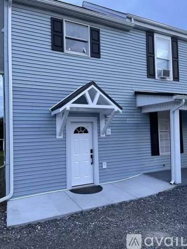 Main picture of 409 N Market St