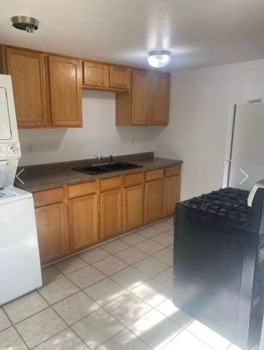 Main picture of 407 S Maple St