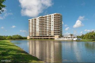 Main picture of 10851 Mangrove Cay Ln NE