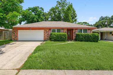 Main picture of 2444 Somerset Dr