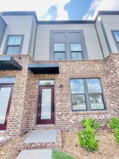 Main picture of 4718 Chastain Ave