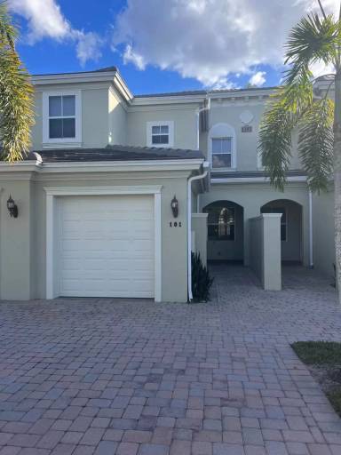 Main picture of 1345 Mariposa Cir