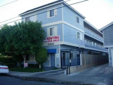 Main picture of 13935 Kornblum Ave