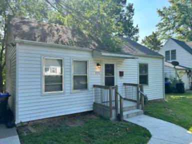 Main picture of 840 SW Frazier Ave
