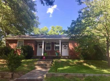 Main picture of 2906 Lincoln St
