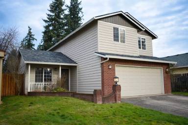 Main picture of 14302 NE 81st St