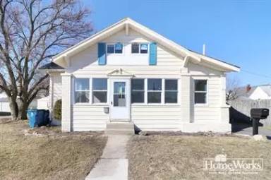 Main picture of 711 Somerset Ave